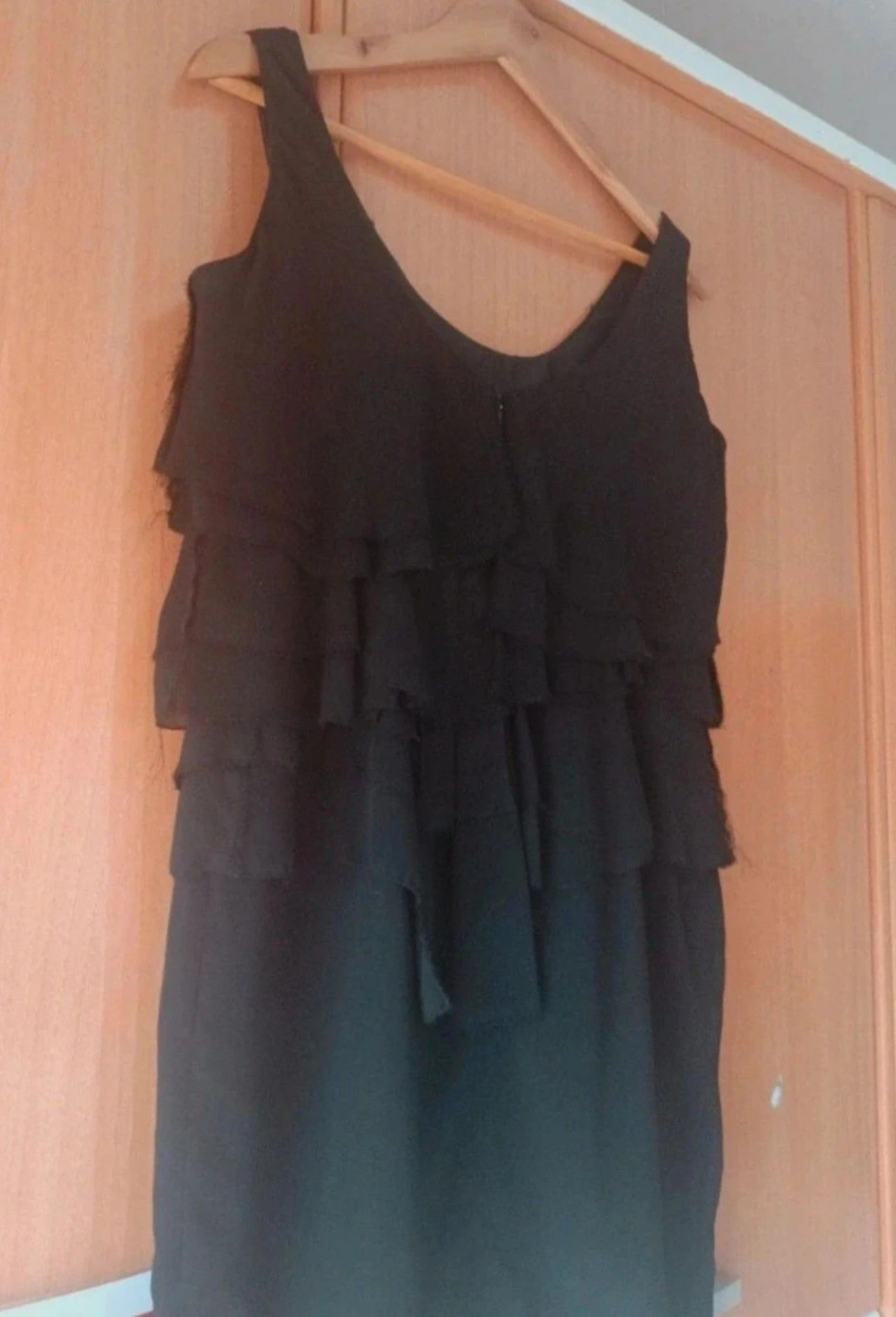 🖤 LITTLE BLACK DRESS DE VOLANTES - ZARA (TALLA L) 🖤